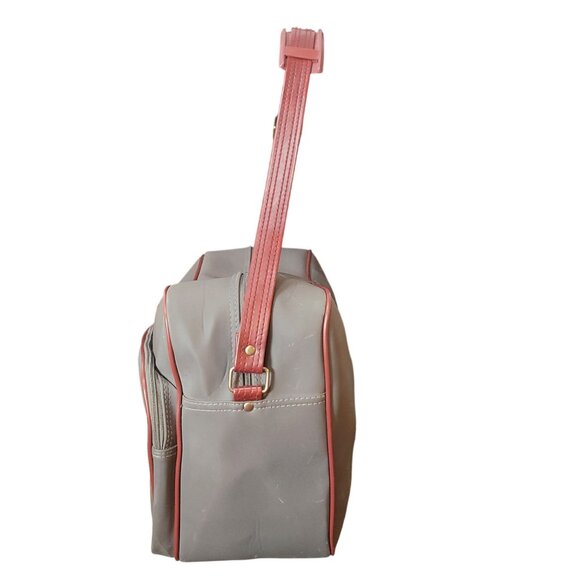 Vintage Holiday Travel Bag Gray & Red Faux Leather Adjustable Strap - Picture 16 of 16